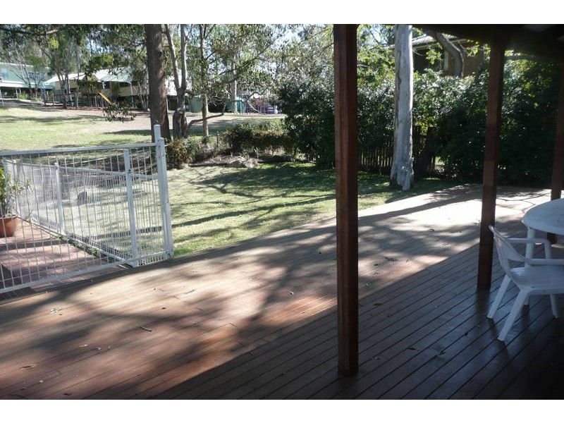 2a Goolman Street, Chapel Hill QLD 4069