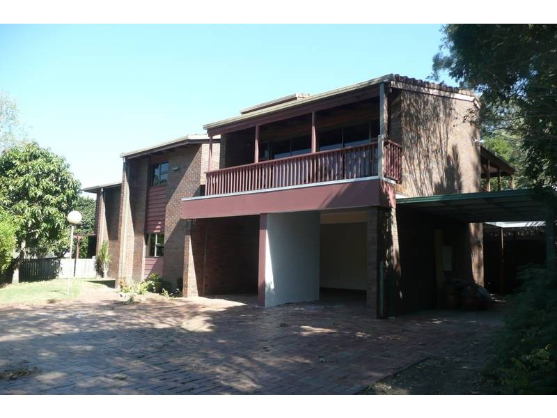 1/2a Goolman Street, Chapel Hill QLD 4069