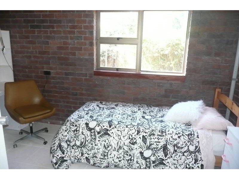 1/2a Goolman Street, Chapel Hill QLD 4069