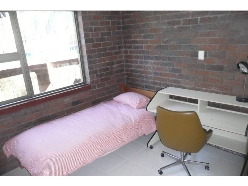 1/2a Goolman Street, Chapel Hill QLD 4069