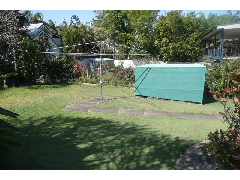 14 Newcross Street, Indooroopilly QLD 4068