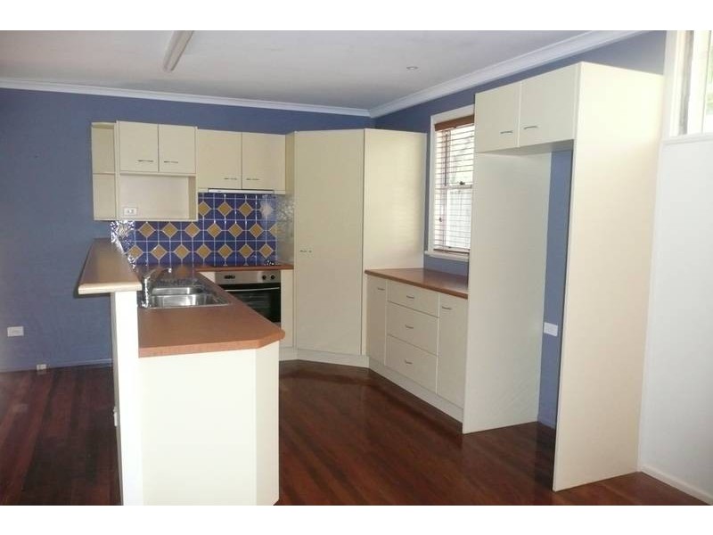 45 Newcomen Street, Indooroopilly QLD 4068