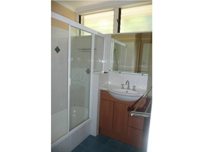 45 Newcomen Street, Indooroopilly QLD 4068