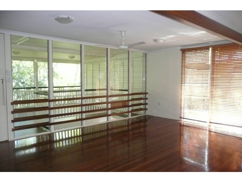 45 Newcomen Street, Indooroopilly QLD 4068