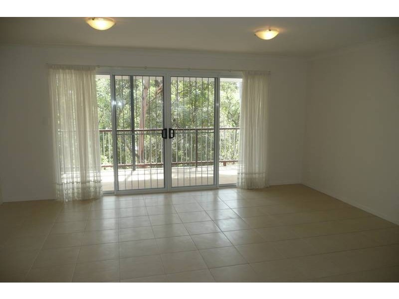 9 Pylara Street, Fig Tree Pocket QLD 4069