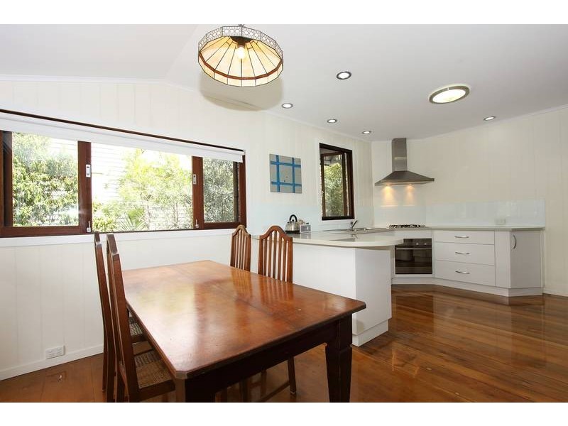 8 Rankin Street, Indooroopilly QLD 4068