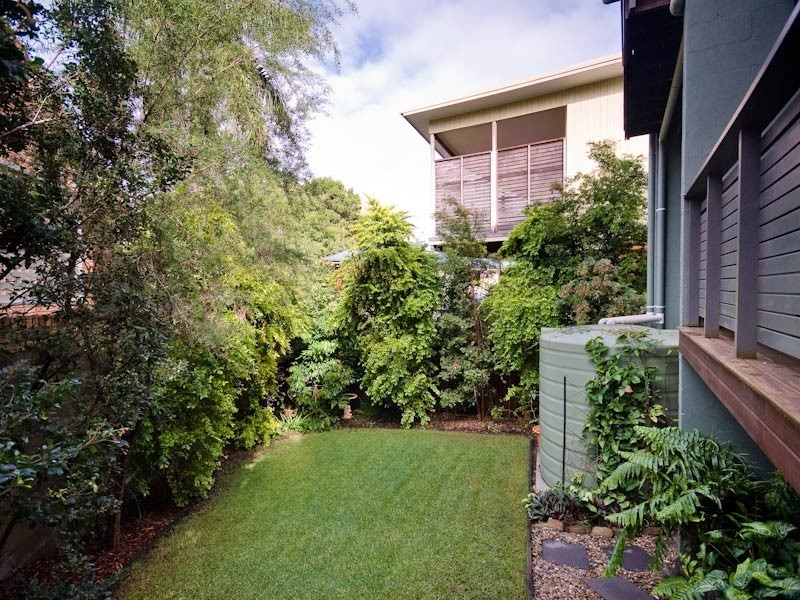 6 Aaron Place, Indooroopilly QLD 4068