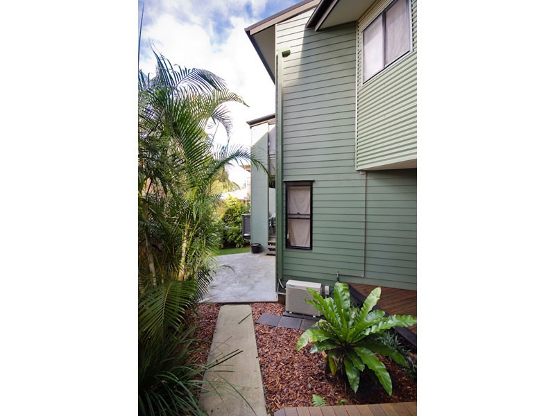6 Aaron Place, Indooroopilly QLD 4068