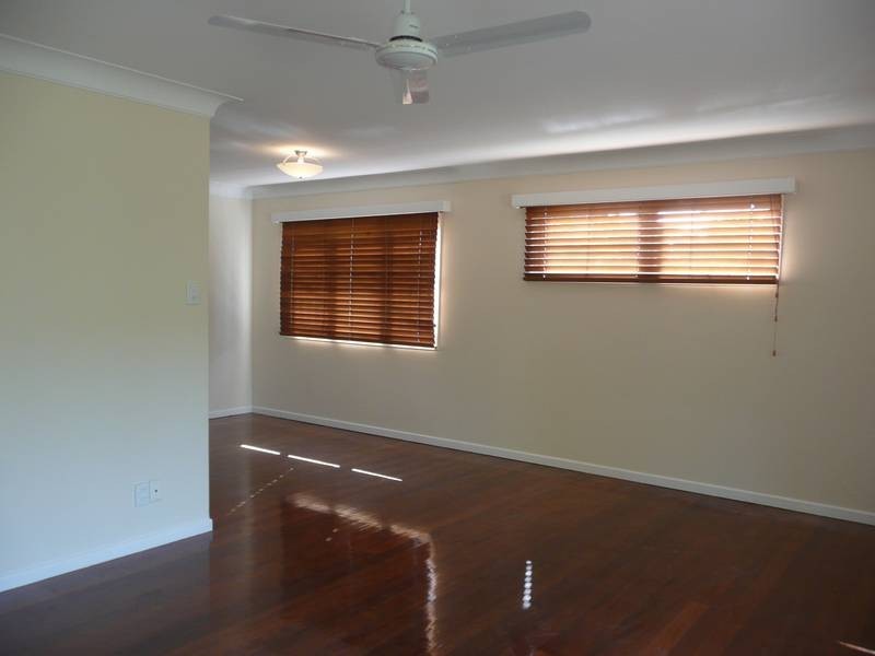 1 Currong Street, Kenmore QLD 4069