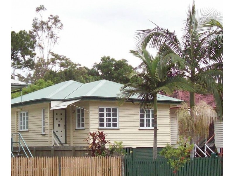19 Witton Road, Indooroopilly QLD 4068