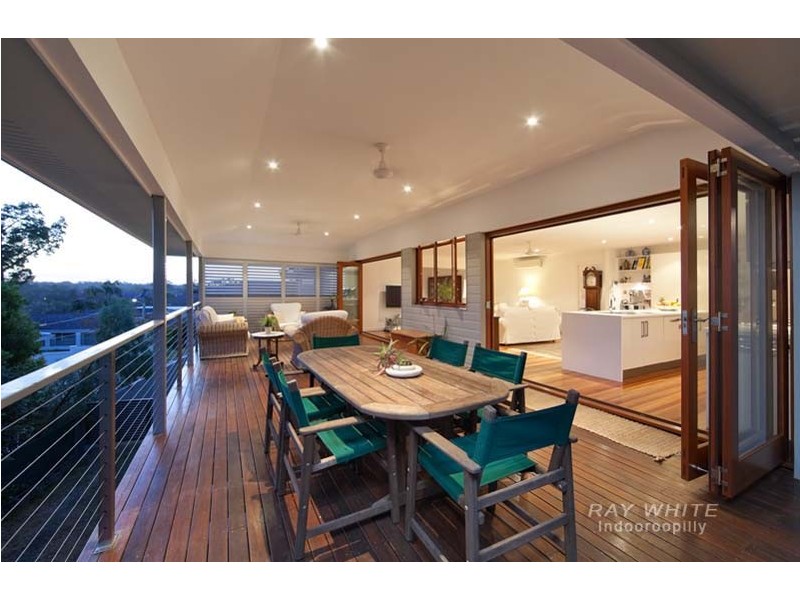 14 Glencairn Avenue, Indooroopilly QLD 4068