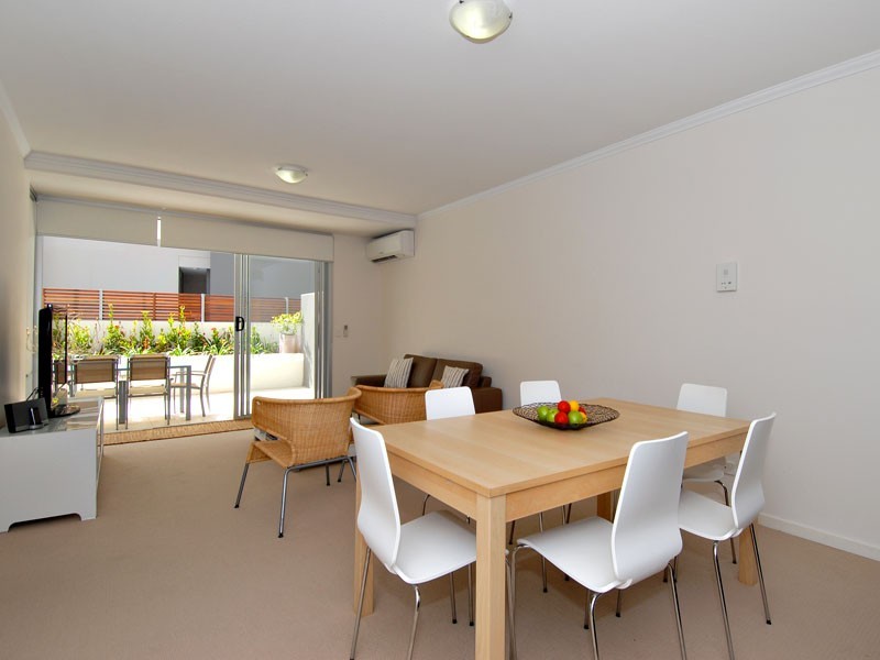 4/24 Allwood Street, Indooroopilly QLD 4068