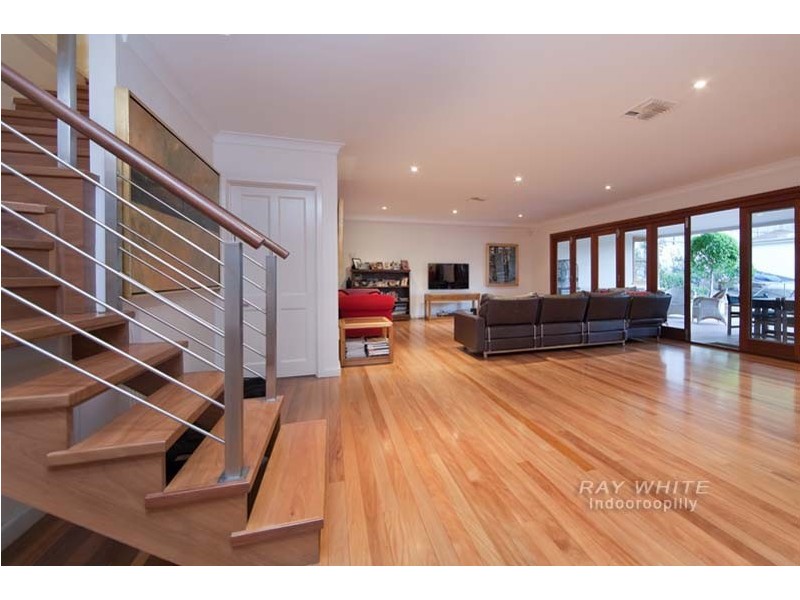 46 Greenlaw Street, Indooroopilly QLD 4068
