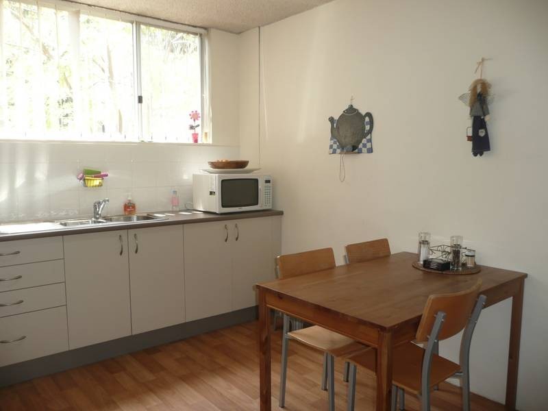 2/1 Eldon Street, Indooroopilly QLD 4068