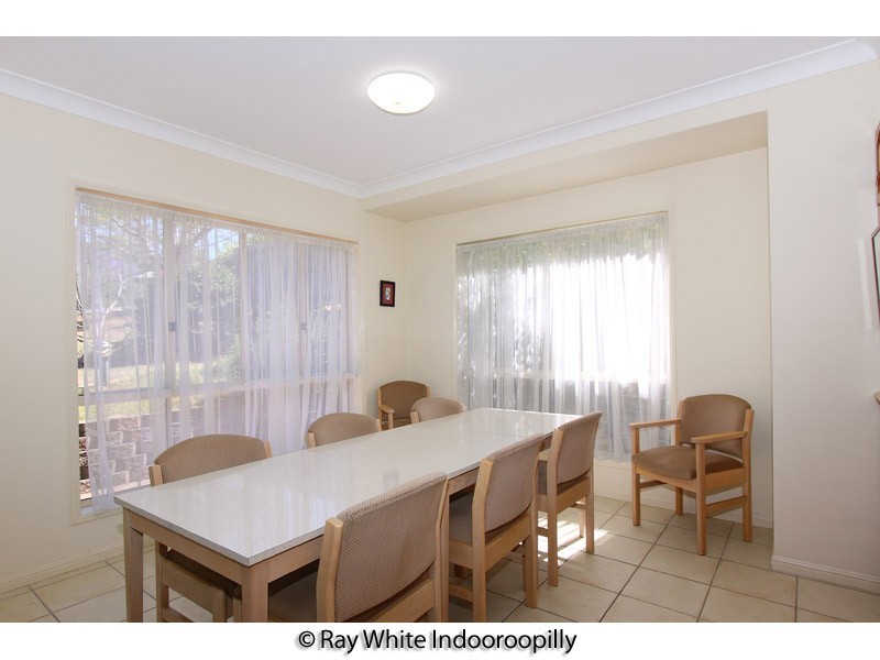 7 Dennis Street, Indooroopilly QLD 4068
