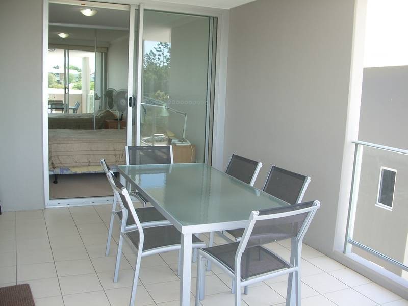 103/101 Clarence Road, Indooroopilly QLD 4068