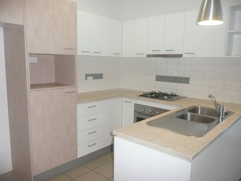 3/16 Grosvenor Road, Indooroopilly QLD 4068