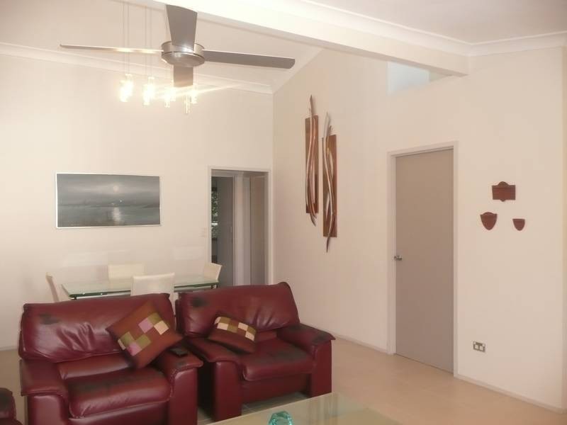 70 Thorpe Street, Indooroopilly QLD 4068