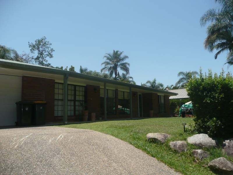 49 Greenford Street, Chapel Hill QLD 4069