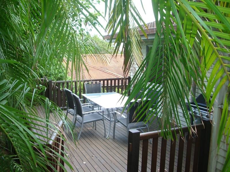 12 Burns Street, Indooroopilly QLD 4068