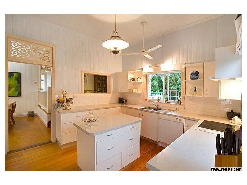 94 Laurel Avenue, Chelmer QLD 4068