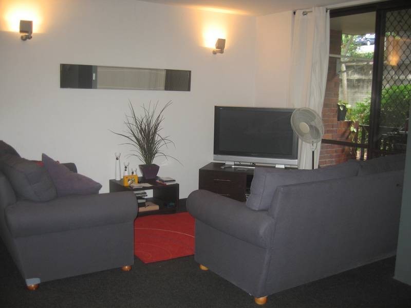 4/26 Rylatt Street, Indooroopilly QLD 4068