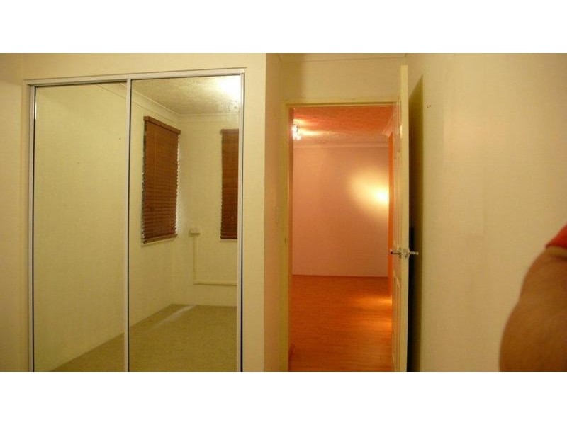 3/115 Central Avenue, Indooroopilly QLD 4068