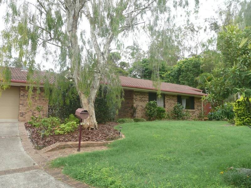 1 Valleybrook Street, Kenmore Hills QLD 4069