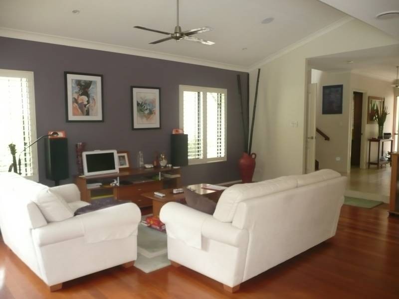 12 Sands Place, Chapel Hill QLD 4069