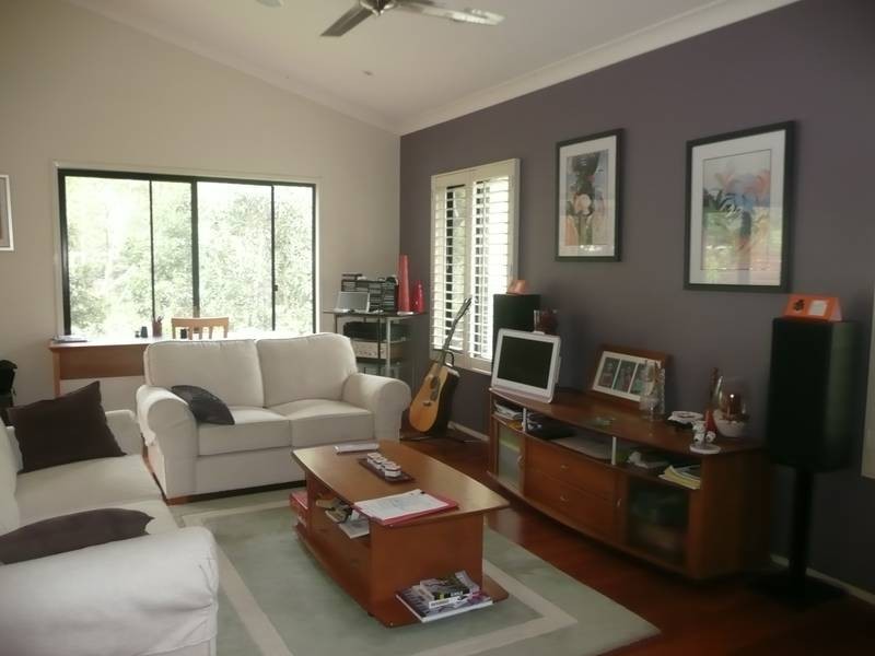 12 Sands Place, Chapel Hill QLD 4069