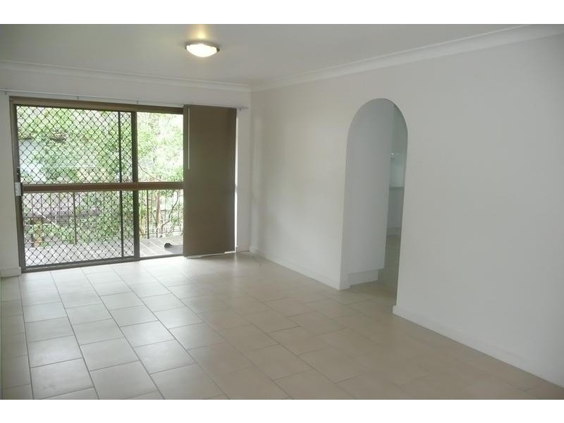 5/139 Central Avenue, Indooroopilly QLD 4068