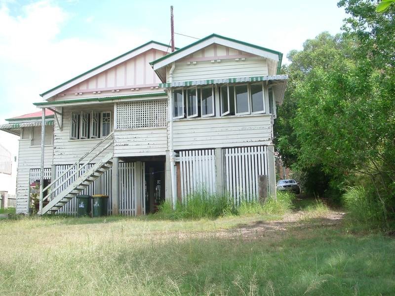 8 Finney Road, Indooroopilly QLD 4068