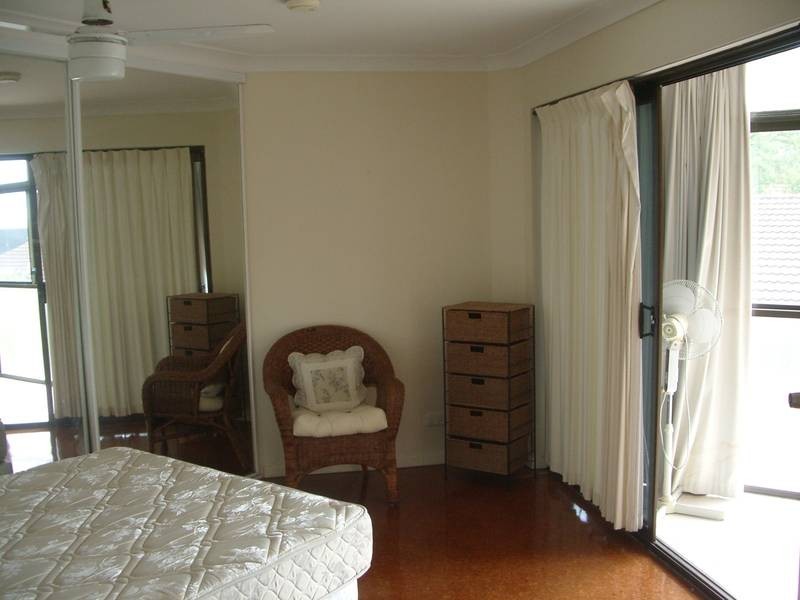 8/16 Foxton Street, Indooroopilly QLD 4068