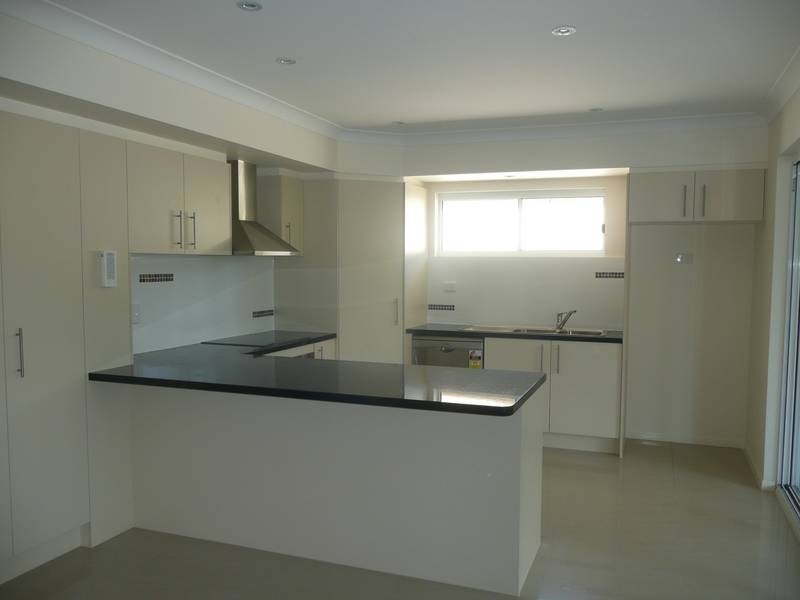 2/14-16 Finney Road, Indooroopilly QLD 4068