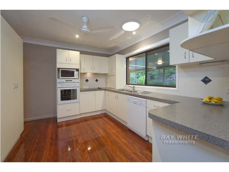 9 Bowaga Street, Indooroopilly QLD 4068