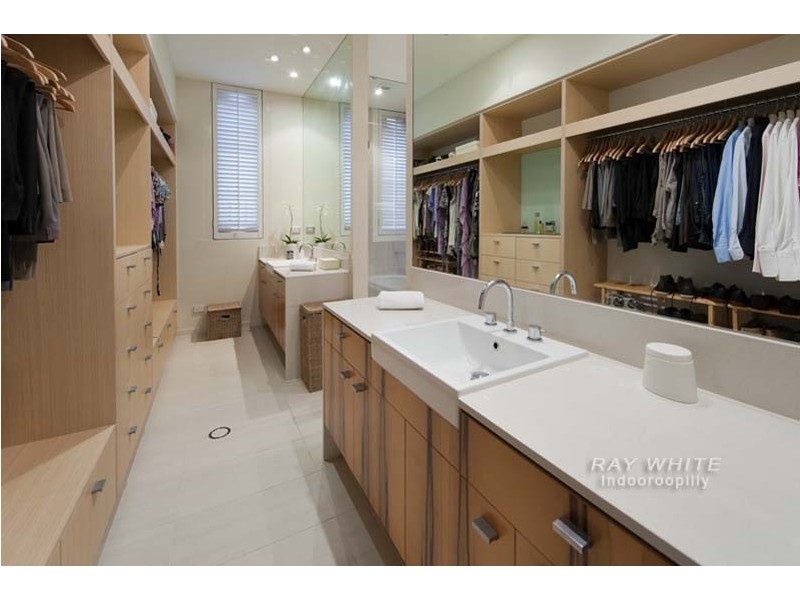 57 Fewings Street, Toowong QLD 4066