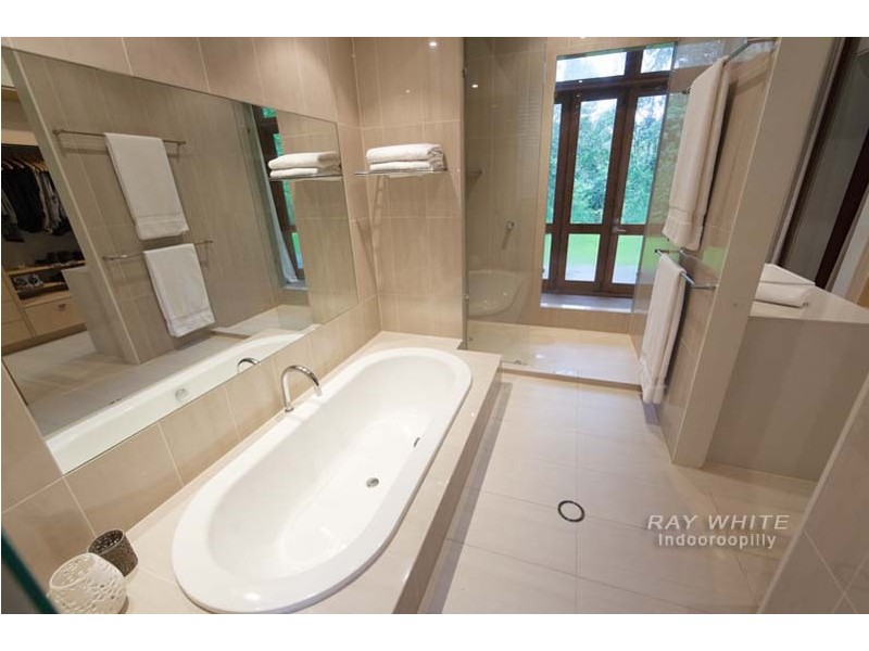 57 Fewings Street, Toowong QLD 4066