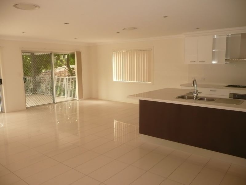 26 Woodville Street, Indooroopilly QLD 4068