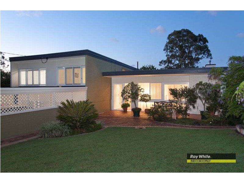 15 Nindethana Street, Indooroopilly QLD 4068