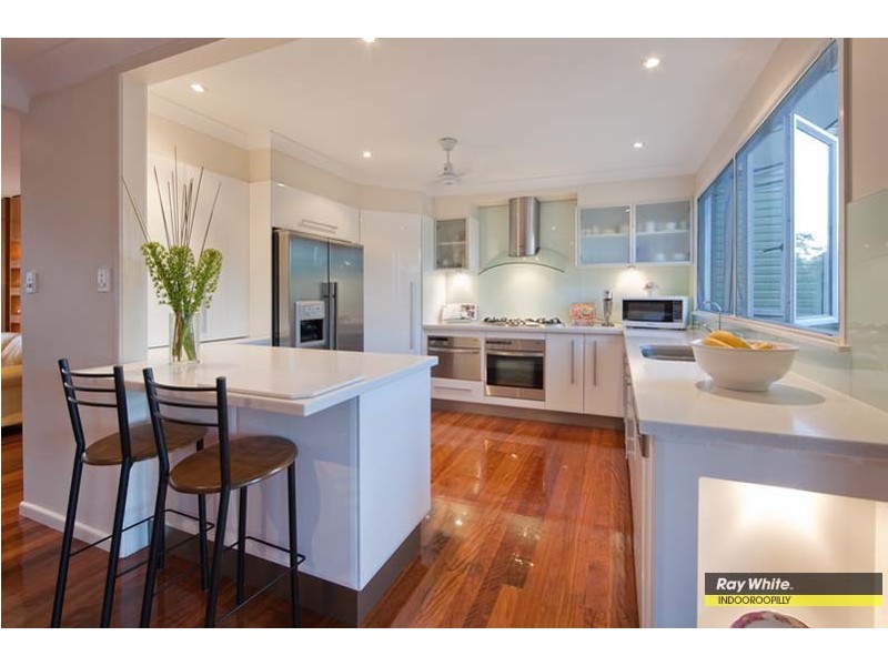 15 Nindethana Street, Indooroopilly QLD 4068