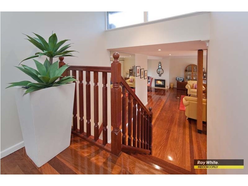 15 Nindethana Street, Indooroopilly QLD 4068