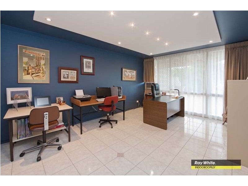 15 Nindethana Street, Indooroopilly QLD 4068