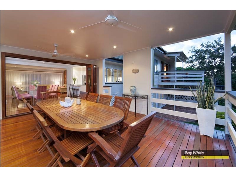 15 Nindethana Street, Indooroopilly QLD 4068