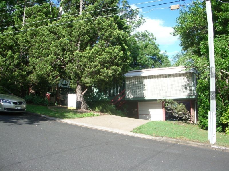 69 Almeida Street, Indooroopilly QLD 4068