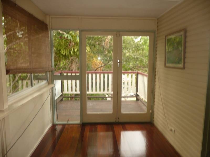 Indooroopilly QLD 4068