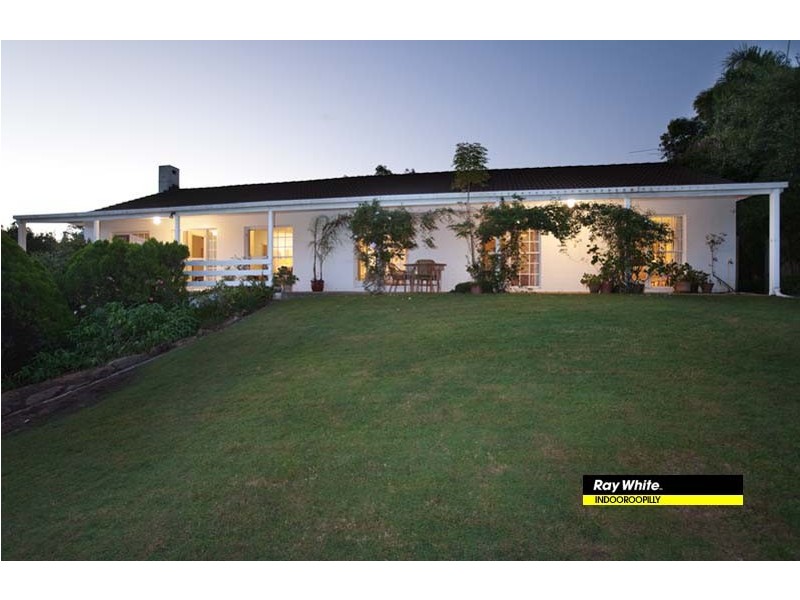 20 Carnoustie Court, Indooroopilly QLD 4068