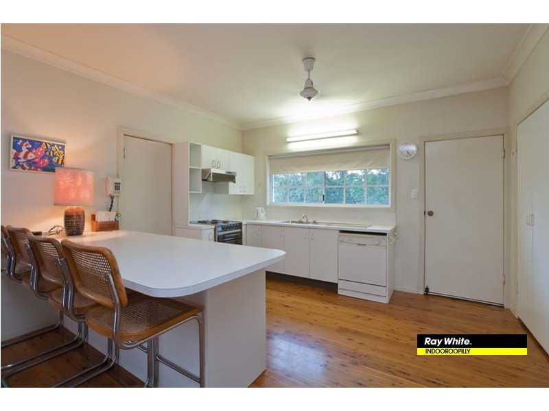 20 Carnoustie Court, Indooroopilly QLD 4068