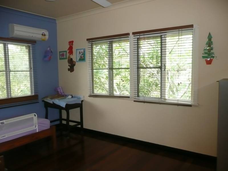 182 Jerrang Street, Indooroopilly QLD 4068
