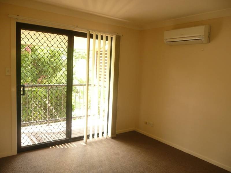 2/62 Waverley Road, Taringa QLD 4068