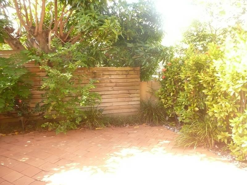 2/62 Waverley Road, Taringa QLD 4068